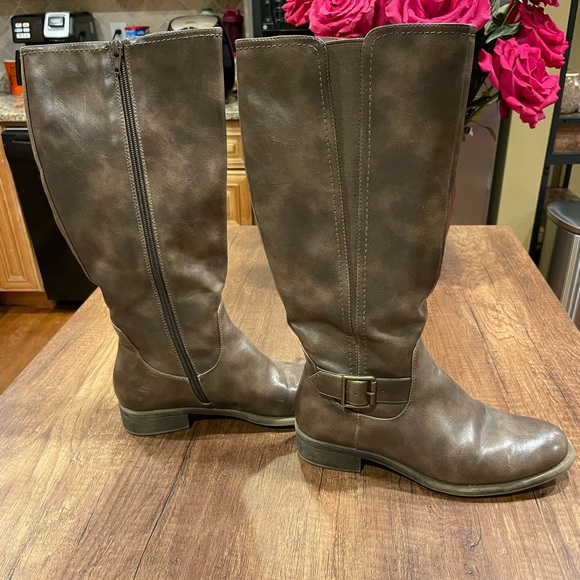 Kim Roger knee high boots - Picture 4 of 6